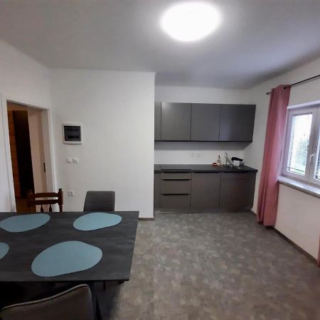 Rooms Optim Ptuj Exterior foto